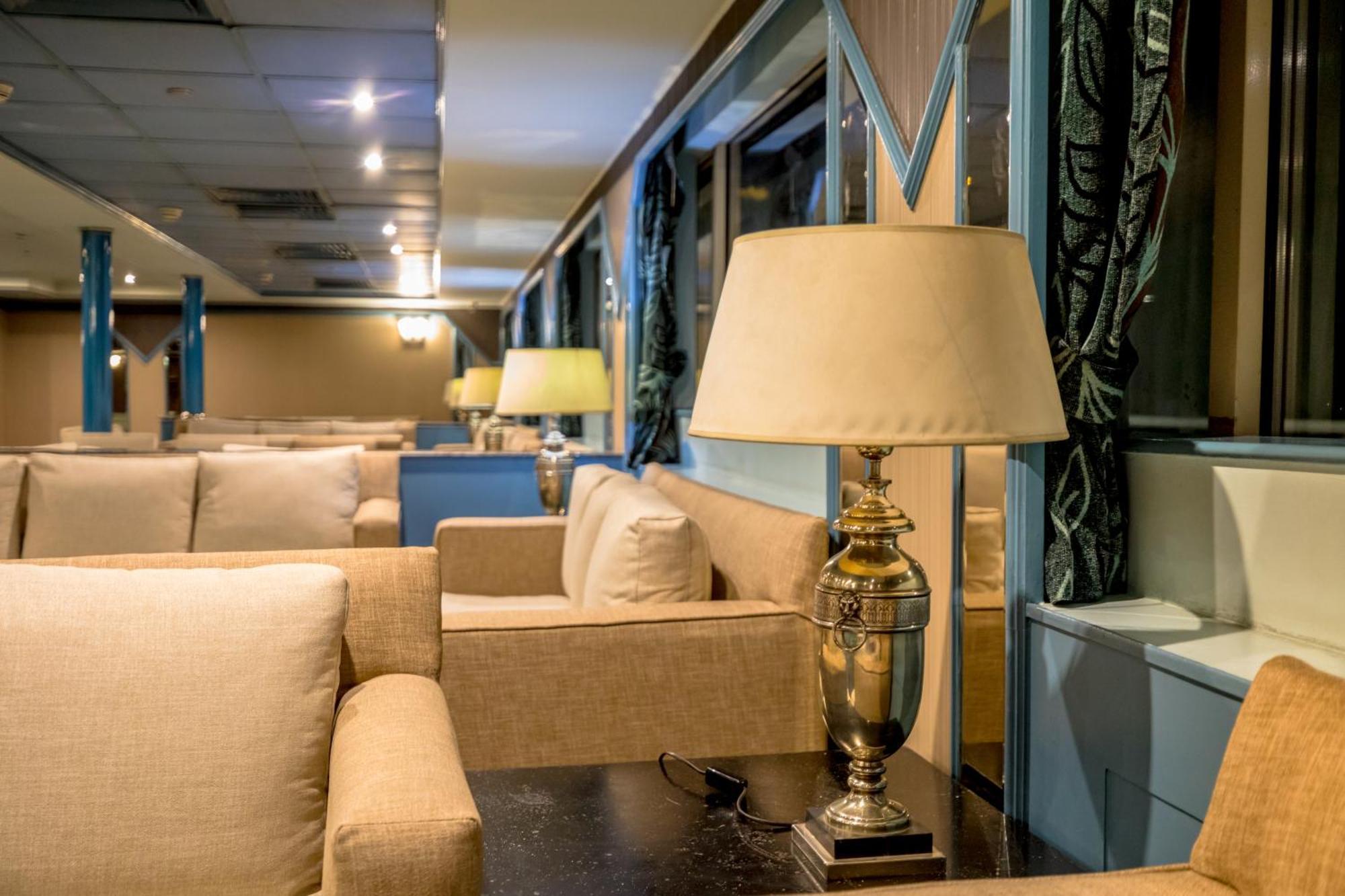 M/S Nephtis Nile Cruise Hotel Луксор Екстериор снимка
